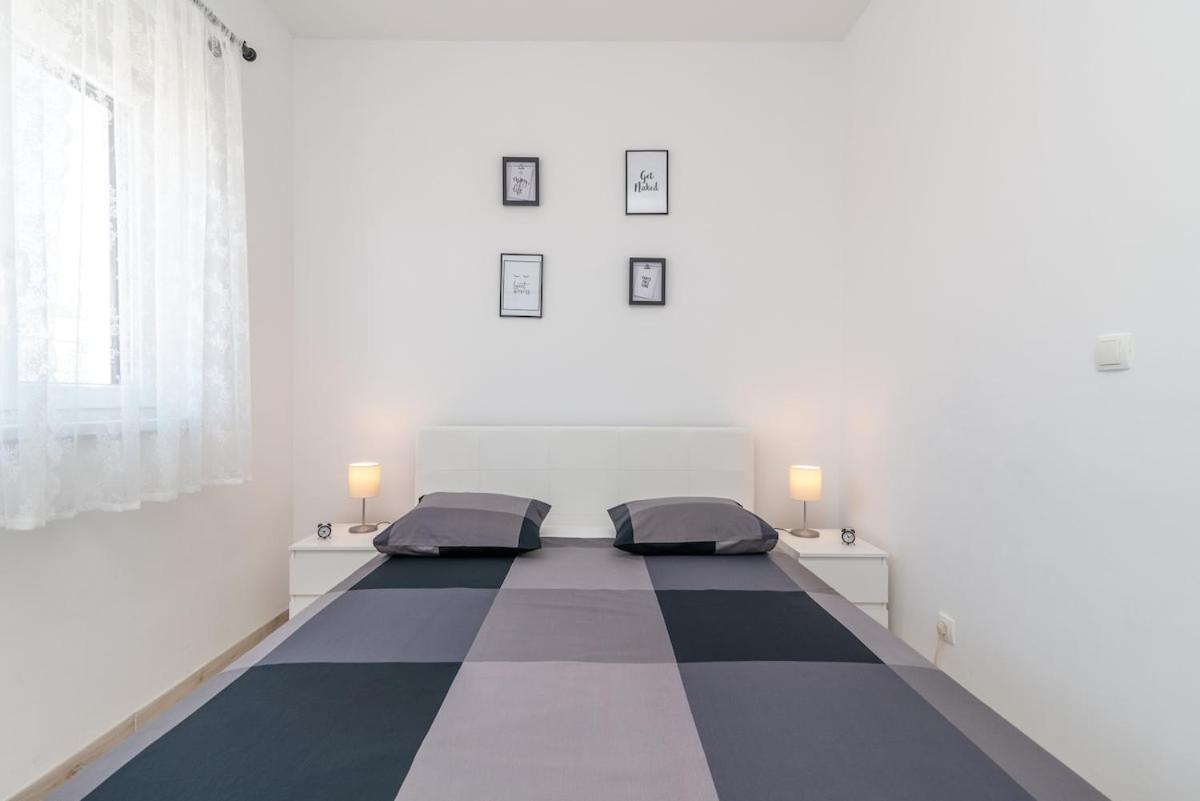 Apartman Spiro Trogir Exteriér fotografie